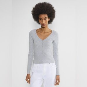 V-Neck Gray Long Sleeve Top